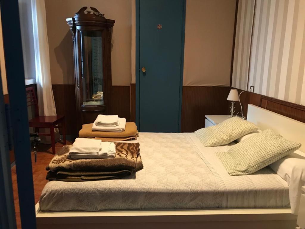 Seneca Hostel Cordoba Luaran gambar